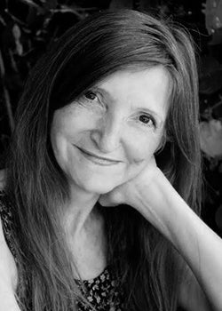 Симонетта Карр